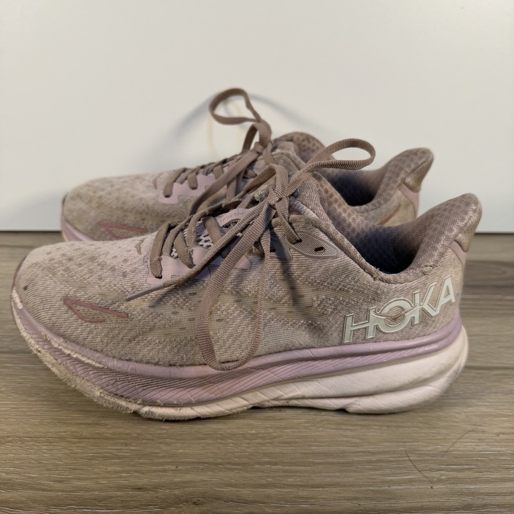 Hoka One One Clifton 9 Women Size 7B 1127896-PMPW Pink Mauve‎ Pale Peach Shoes